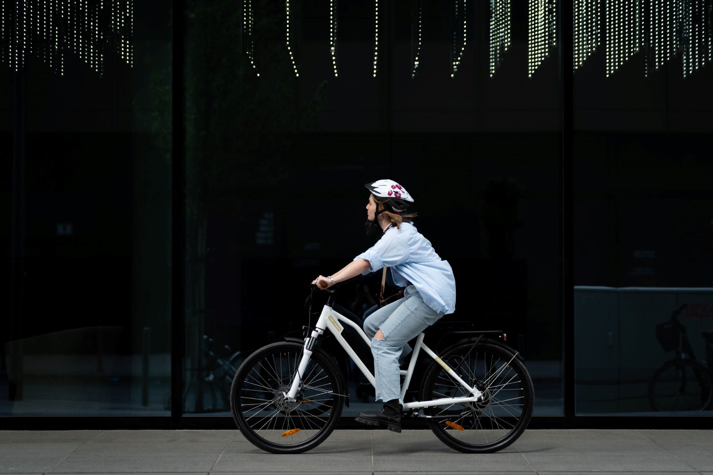 How to Ride an Electric Bike: The Things You Need to Know
