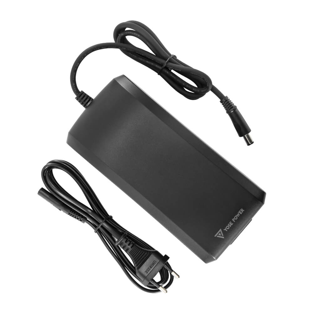 Chargeur 36V (42V) 4A compatible avec les batteries YOSE POWER ZZ131/ZZ234/ZZ361 modèle STC-8155LC
