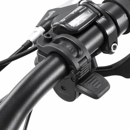 Thumb Throttle mounted on left handlebar